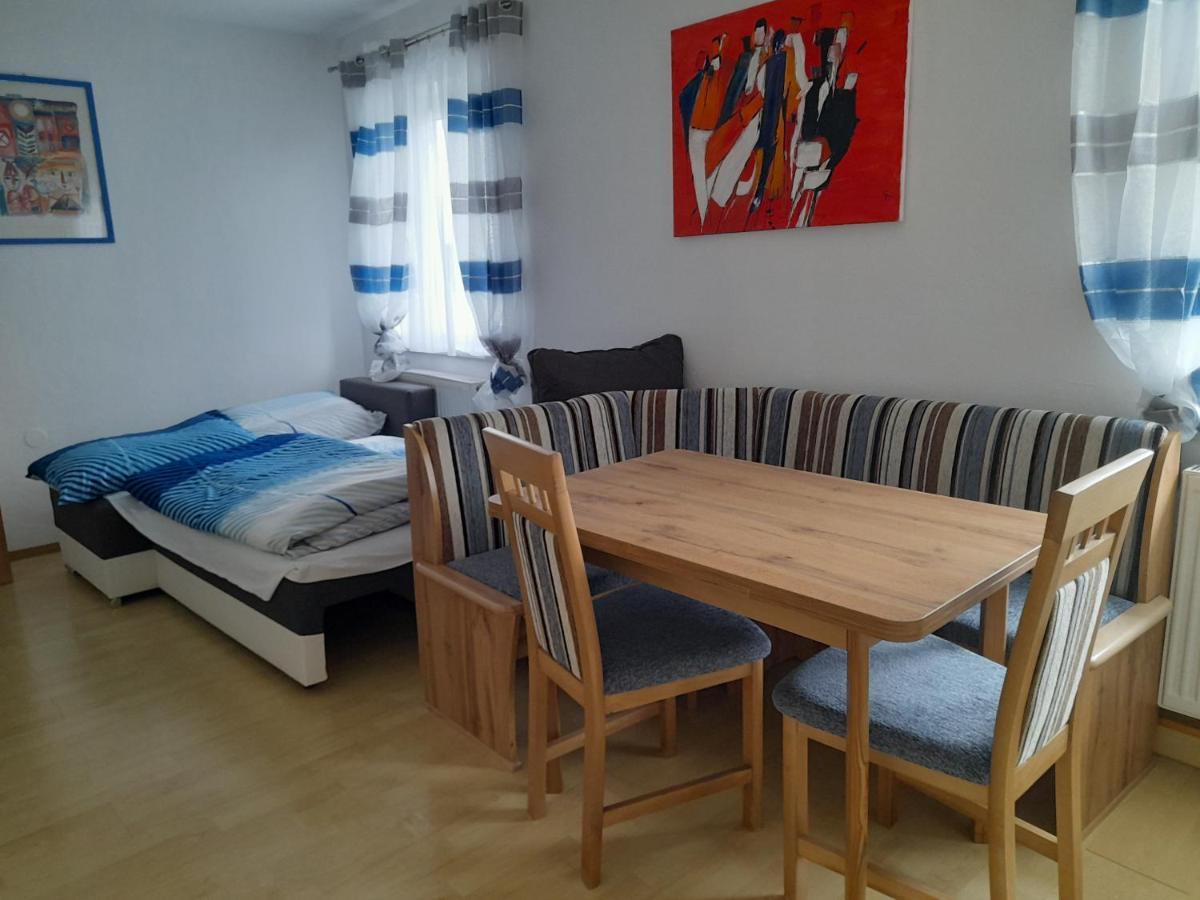 Finihaus Hotel Bad Zell Bagian luar foto